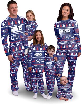 FOCO Wordmark Family Matching Collection Set Holiday Pjs Pyjama bei Amazon bestellen