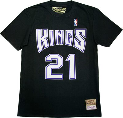 Mitchell & Ness NBA/Hardwood Classics Name & Number Tee bei Amazon bestellen