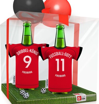 my fan shirt Männer-Geschenk für Freiburg-Fans PERSONALISIERBAR | Fanartikel Geburtstags-Geschenk Mann Freund Opa Bruder Offizieller Trikotkühler by MYFANSHIRT.com bei Amazon bestellen