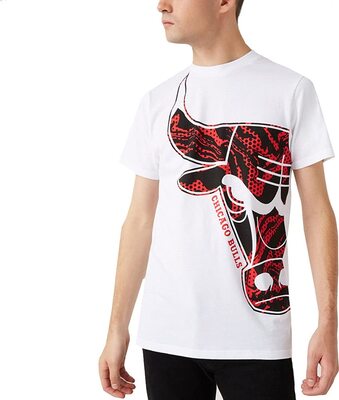 New Era Chicago Bulls NBA Oil Slick T-Shirt bei Amazon bestellen