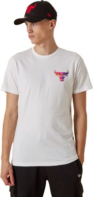 New Era NBA Chicago Bulls Neon Back Tee T-Shirt bei Amazon bestellen