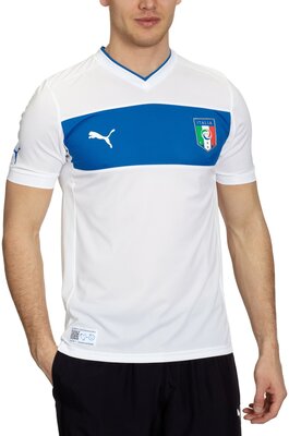 Alle Details zum Fußball-Trikot PUMA Herren Fußballtrikot Italia Away Replica und ähnlichen Trikots