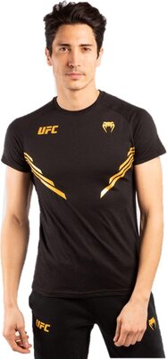 Venum Herren UFC Replica Trikot T-Shirt bei Amazon bestellen